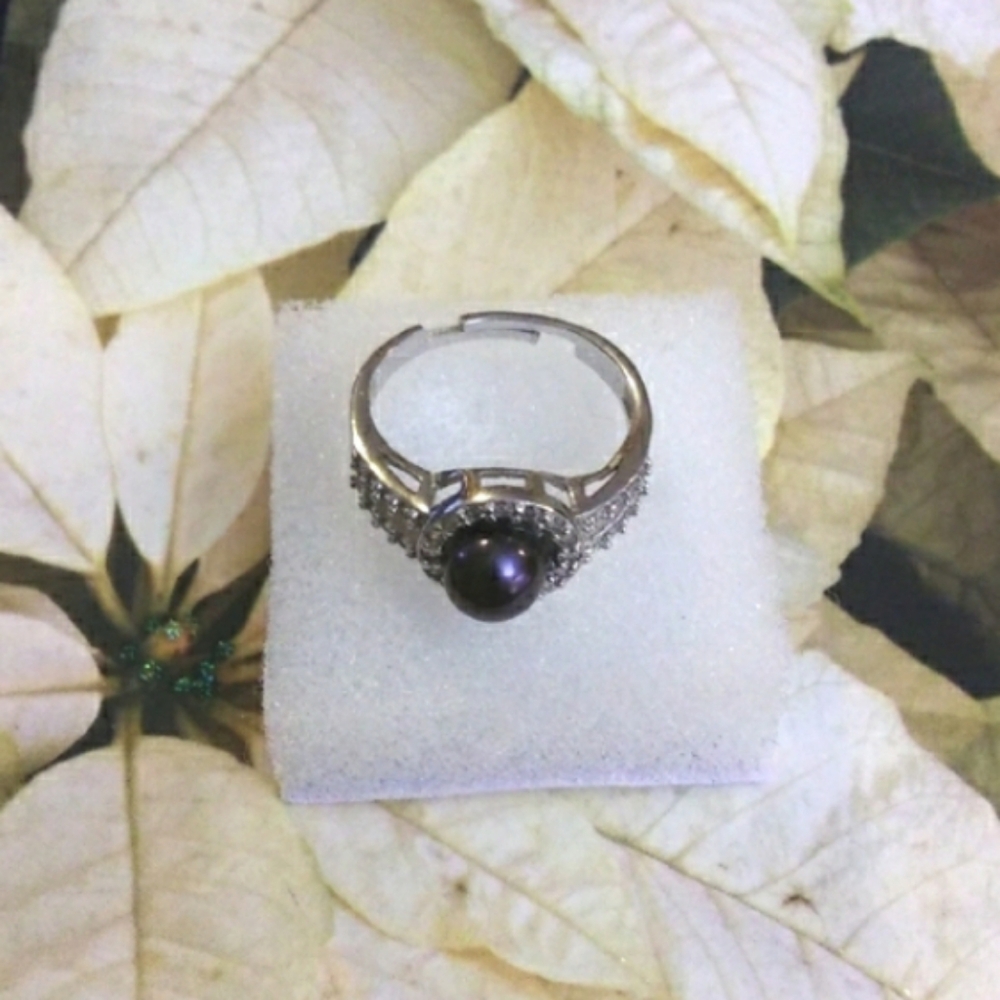 Black Pearl Halo Ring - Picture 2 of 7